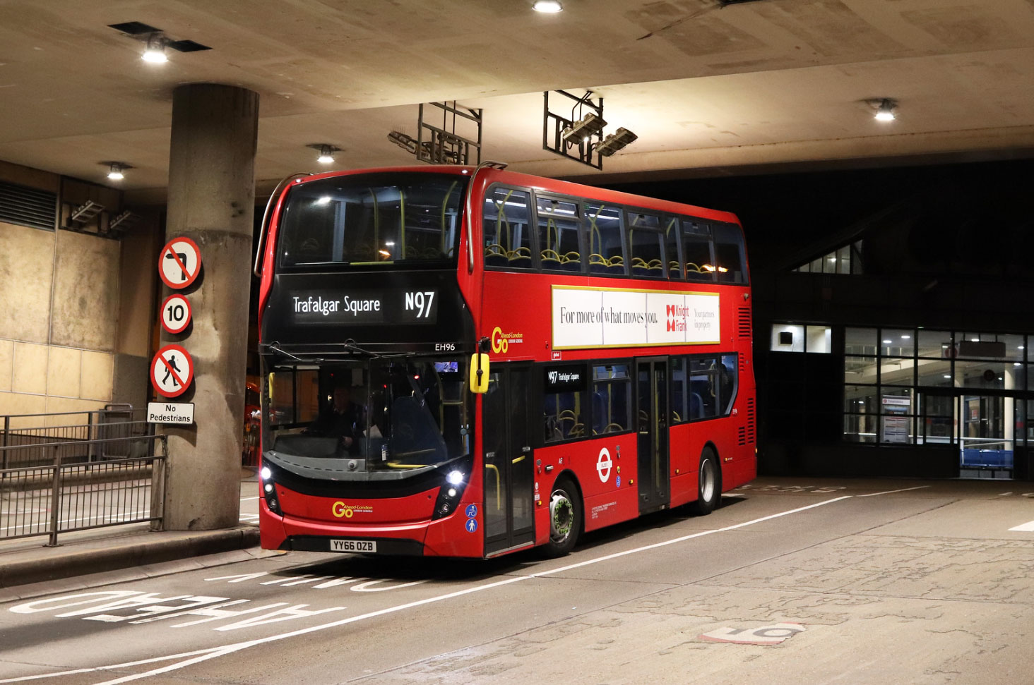 EH96 Hammersmith Bus Station